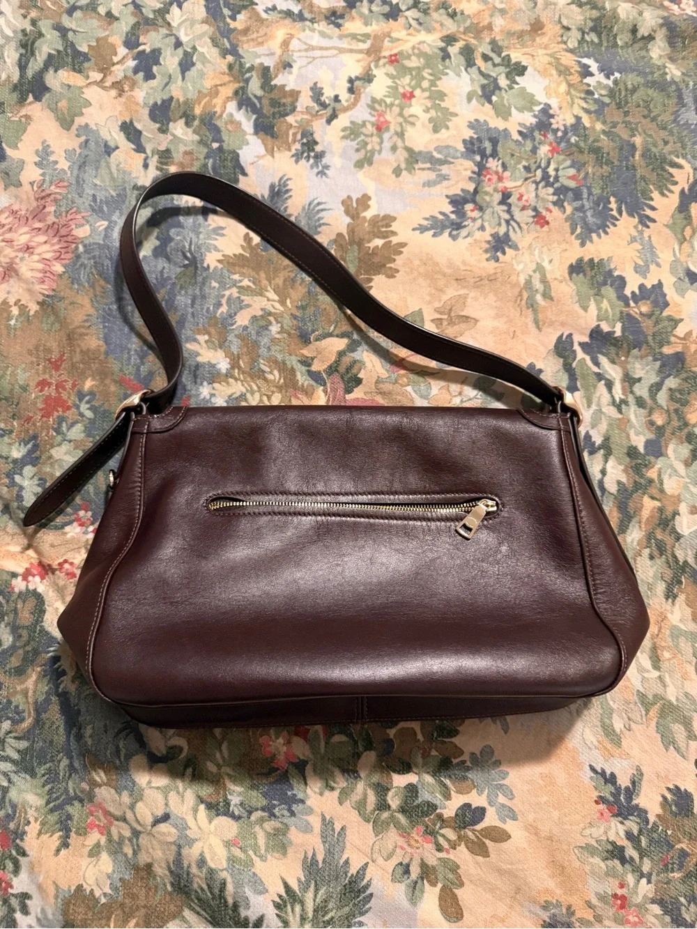 Coach classic shoulder
